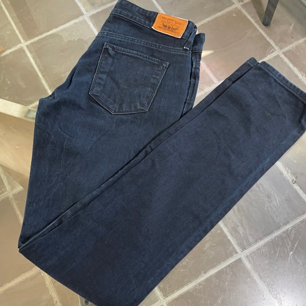 Levi’s 613, 6 Long, very low skinny jeans, dark wash, ethical company